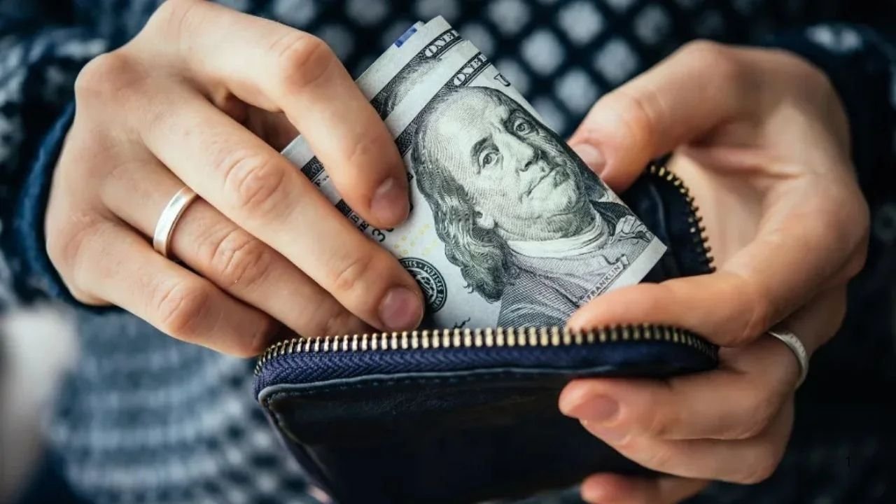 $4,500 December 2025 Social Security Triple Payment: Separating Fact from Fiction